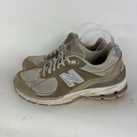 New Balance 2002R Sneakers Womens 8 Taupe Gray Lace-Up Low Top Running Shoes - Picture 5 of 10